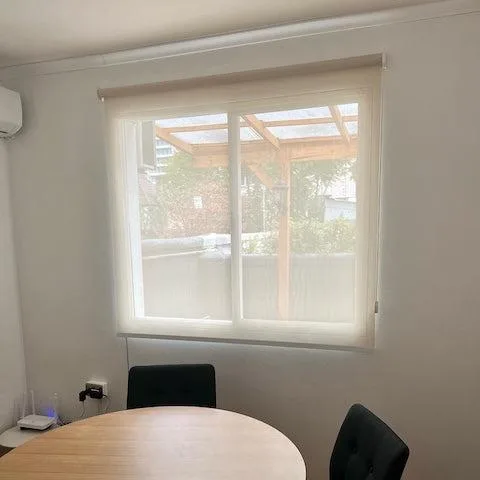 Roller Screen 5% vista 6